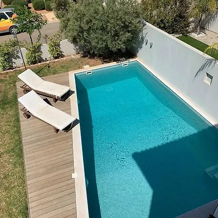 Arya Townhouse With Private Pool *