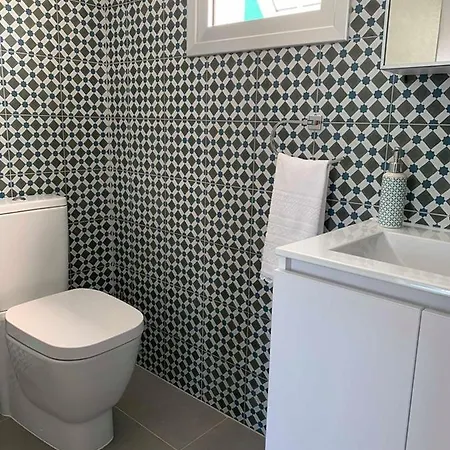 Arya Townhouse With Private Pool Paralimni